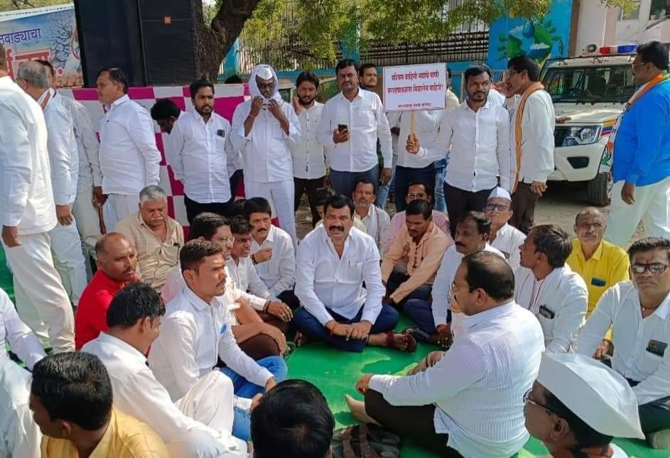मराठवाड्याच्या हक्काचे पाणी मिळवण्यासाठी रेमेशराव आडसकर यांचा लढा